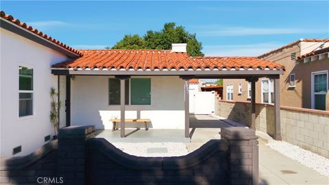 3807 Cudahy Huntington Park CA 90255