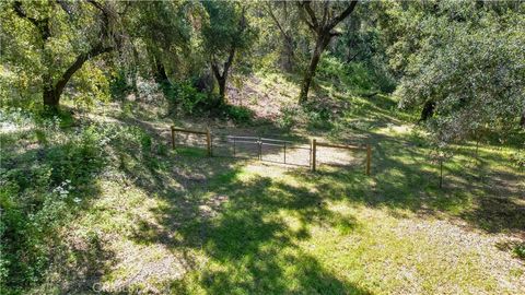 Tiny photo for 0 Tres Vista, Paso Robles, CA 93446 (MLS # NS26058065)