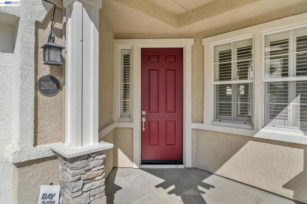2628 Photinia Ct