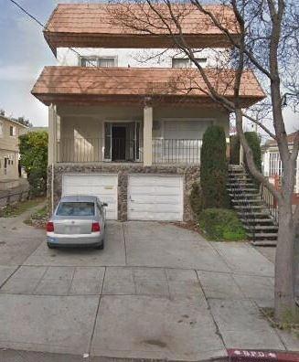 *****WALK TO BURLINGAME AVE**** TOP FLOOR UNIT**** WATER GARBAGE PAID FOR BY OWNER....EXCELLANT LOCATION. Move-in Condition!