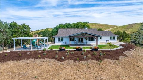 Tiny photo for 5530 El Pharo, Paso Robles, CA 93446 (MLS # SC26063302)