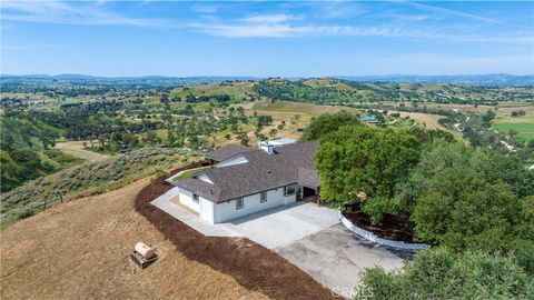 Tiny photo for 5530 El Pharo, Paso Robles, CA 93446 (MLS # SC26063302)