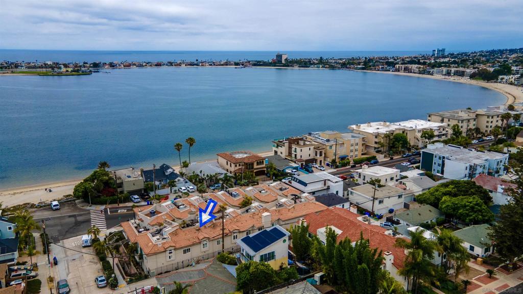 Welcome home to this rarely available Crown Point Townhome Community. 3 bed 2.5 bath 1587sf home is well-equipped: 3 secure parking spaces, 170sf private storage room, Central AC & Heat, peak bay views from 2nd level kitchen/living, 3rd level roof deck with westerly bay views, 2 x ground floor bedrooms w/ ensuite baths. The community totals 12 townhomes and is known for its privacy, quiet, & elegance. These townhomes very rarely come to market. Home is in need of an interior aesthetic remodel. HOA fee provides: water, hot water, common area maintenance, common insurance, etc.