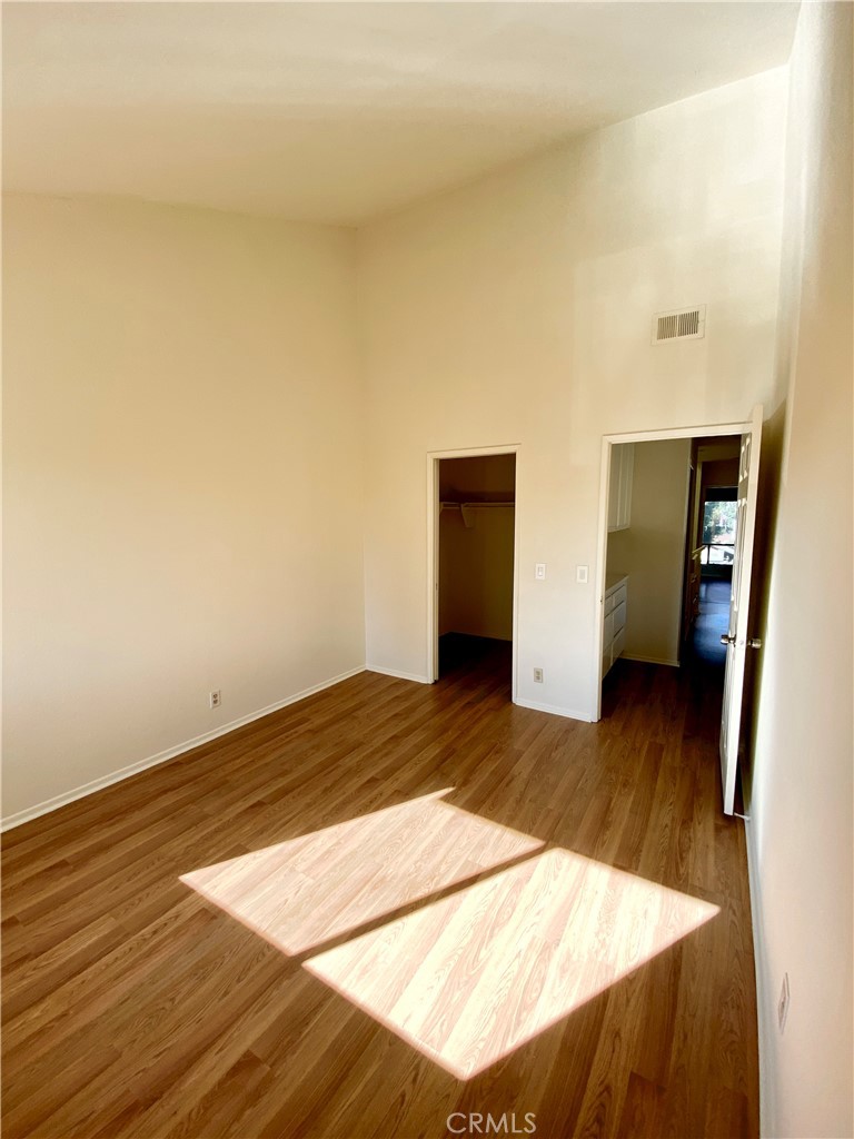 Laurel Point Townhomes (ENLP) - Residential Lease