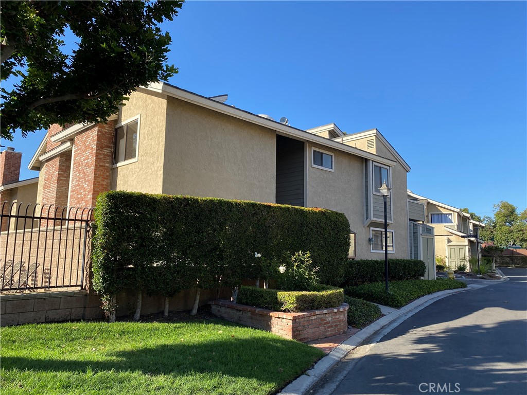 Laurel Point Townhomes (ENLP) - Residential Lease