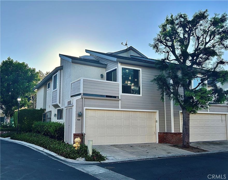Enjoy coastal living in this 3-bedroom, 2.5-bathroom townhome located in Eastside Costa Mesa near one of Orange County’s premier beach towns. This corner end unit offers a fantastic floor plan with spacious living areas and abundant natural light throughout. Highlights include a private enclosed patio, a private balcony off the primary bedroom, and a laundry room for added convenience. The primary suite features two separate custom closets and an en-suite bathroom with dual sinks. The home also offers direct access to a 2-car garage, with additional guest parking available within the community. Residents enjoy access to a pool and spa, all set within a well-maintained neighborhood. Ideally located near famous shopping plazas, parks, dining, coffee shops, and Back Bay's scenic trails. A prime location supporting an active and connected lifestyle. Call to schedule a viewing or to inquire about pets.
