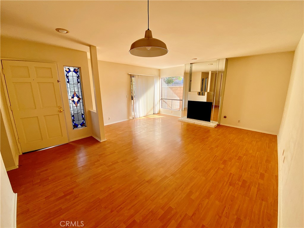 Laurel Point Townhomes (ENLP) - Residential Lease