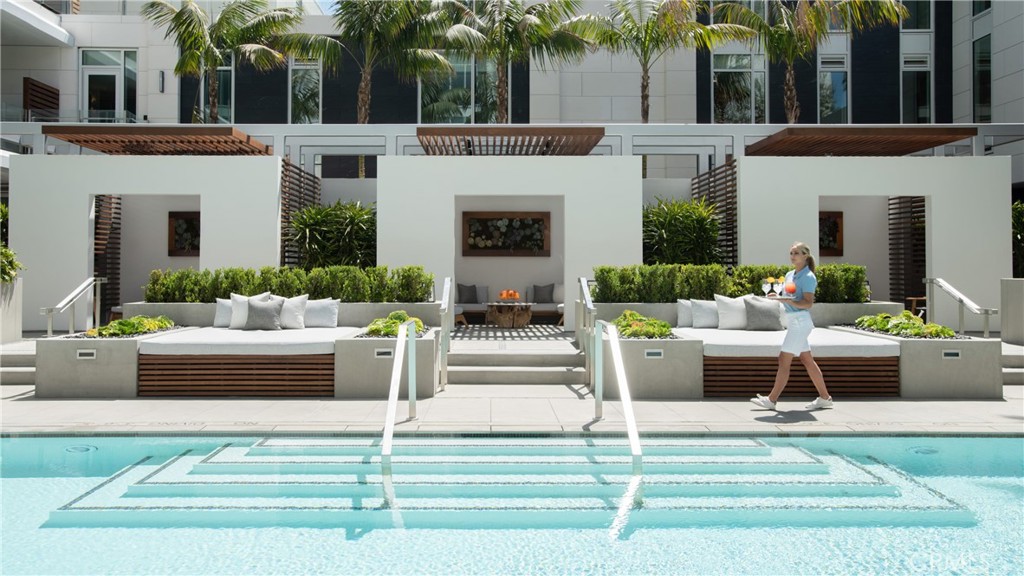 9000 W 3rd Street 409