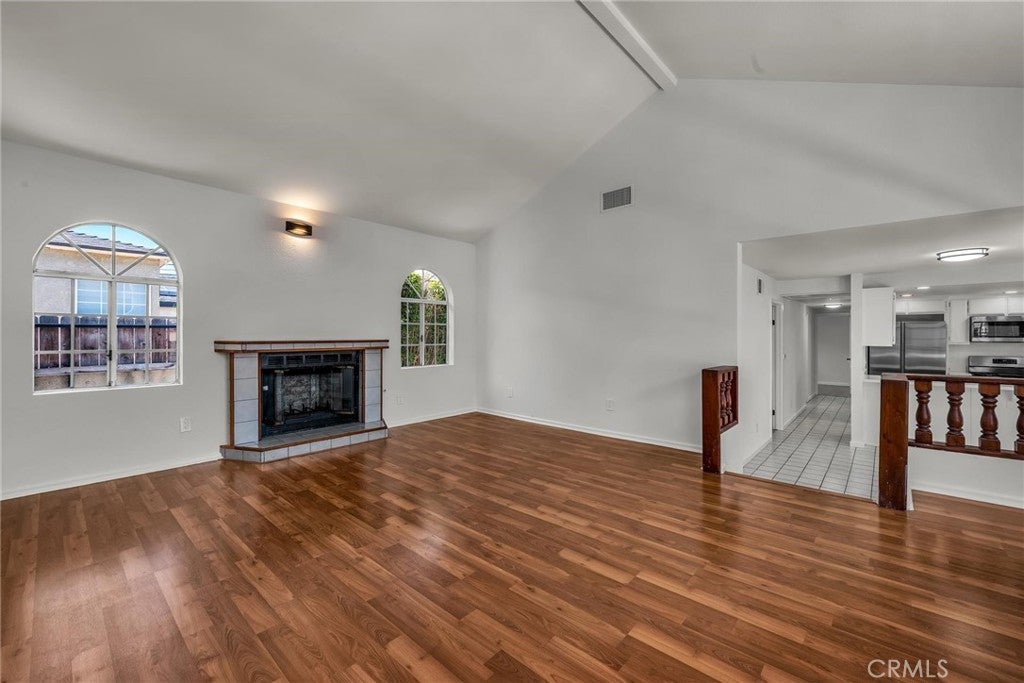 1559 W 223rd