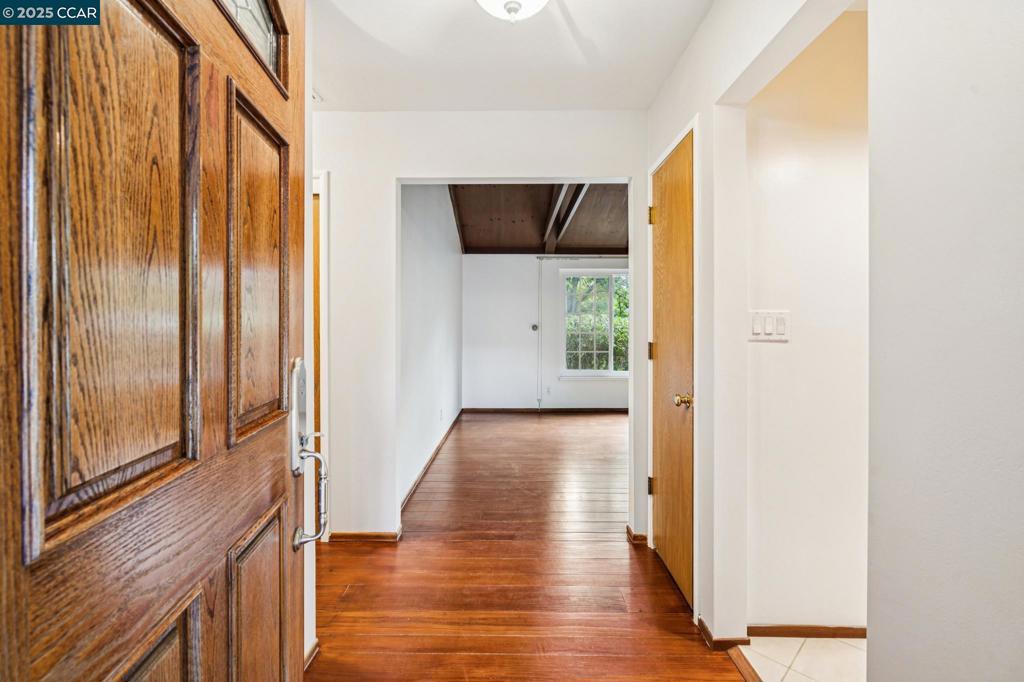 WALNUT BLVD - Residential