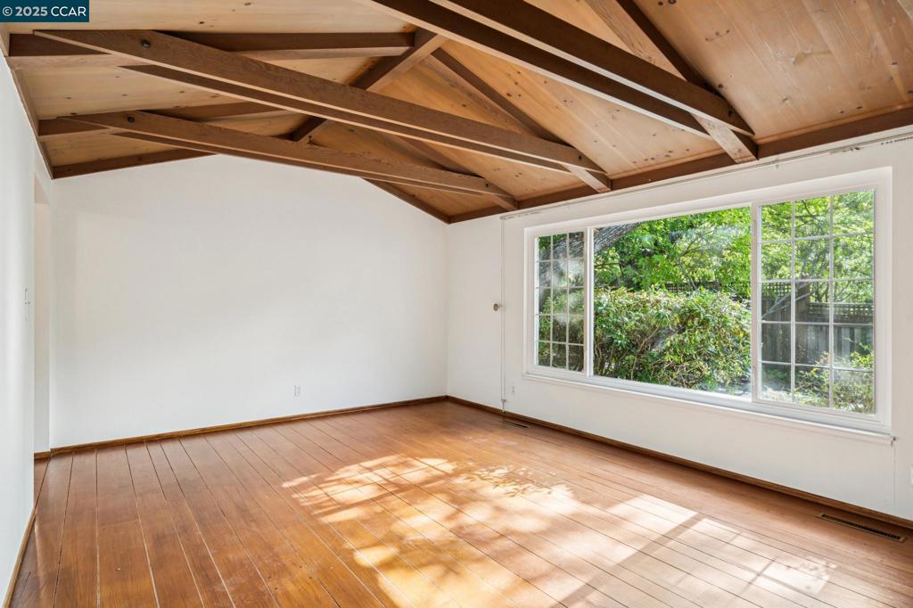 WALNUT BLVD - Residential