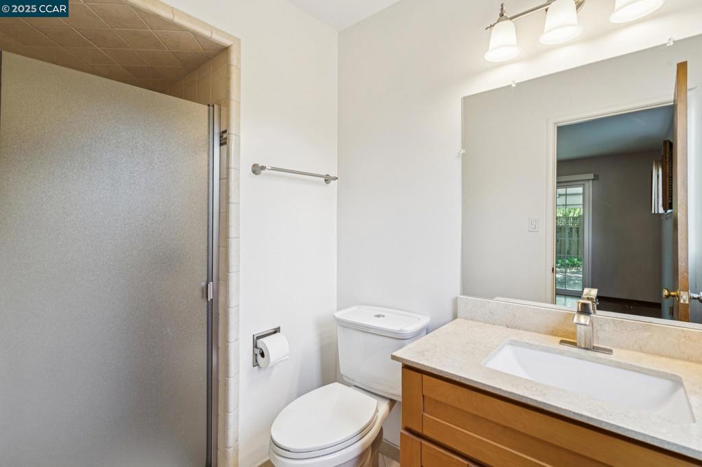 WALNUT BLVD - Residential