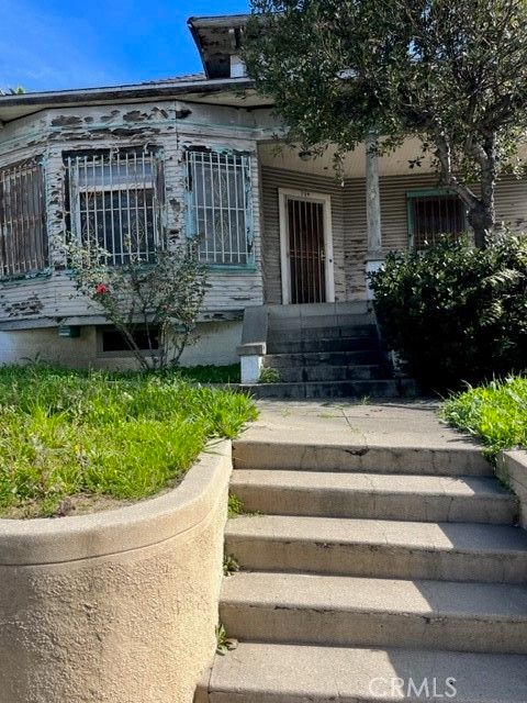 Photo of 714 E Kensington Road, Los Angeles, CA 90026 (MLS # WS26054704)