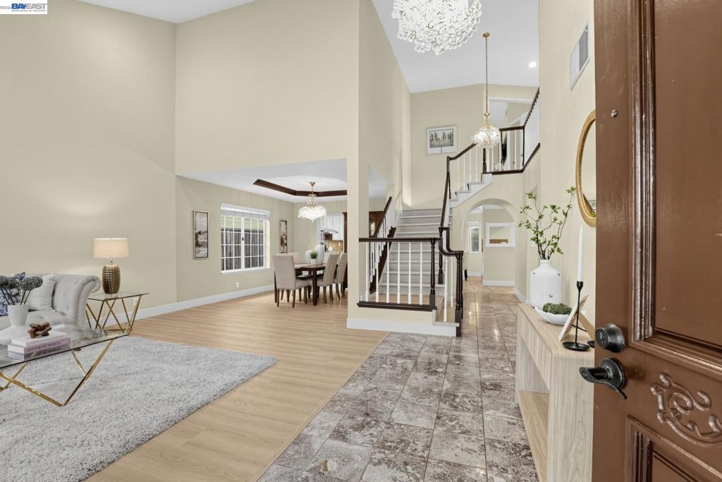 128 Summerset Ct