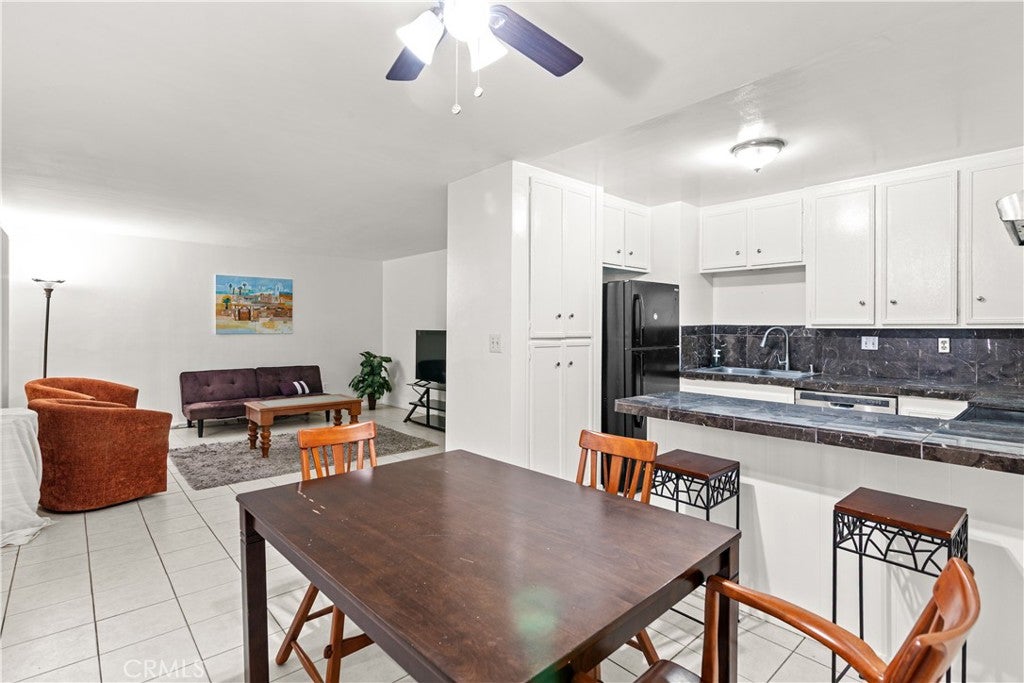 444 Obispo Avenue 3