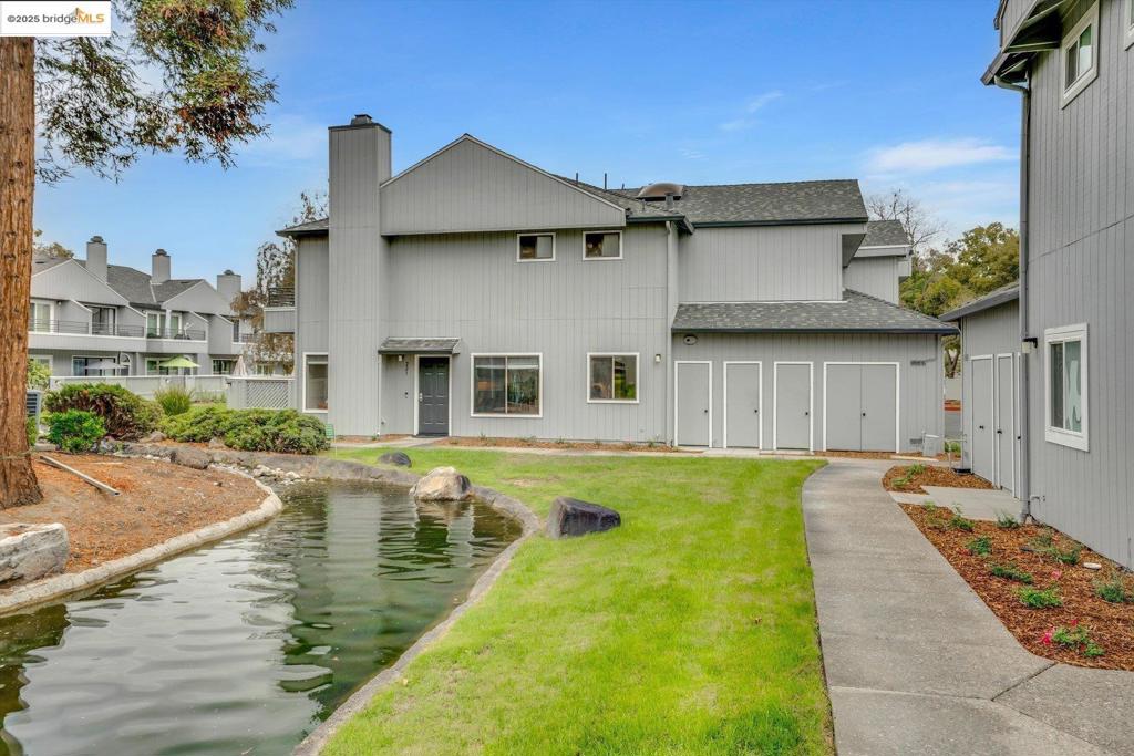 ELLINWOOD PARK - Residential