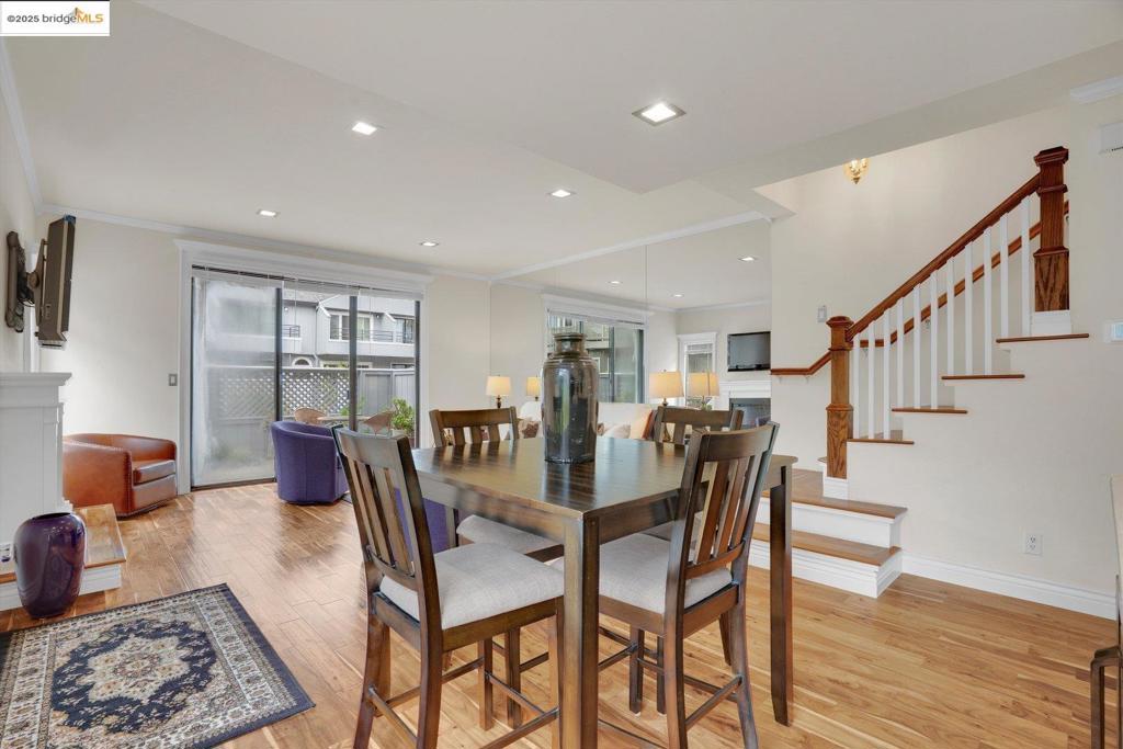 ELLINWOOD PARK - Residential