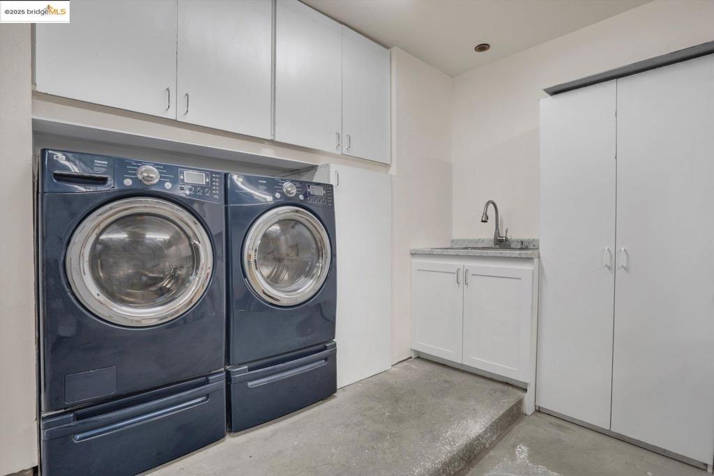 ELLINWOOD PARK - Residential