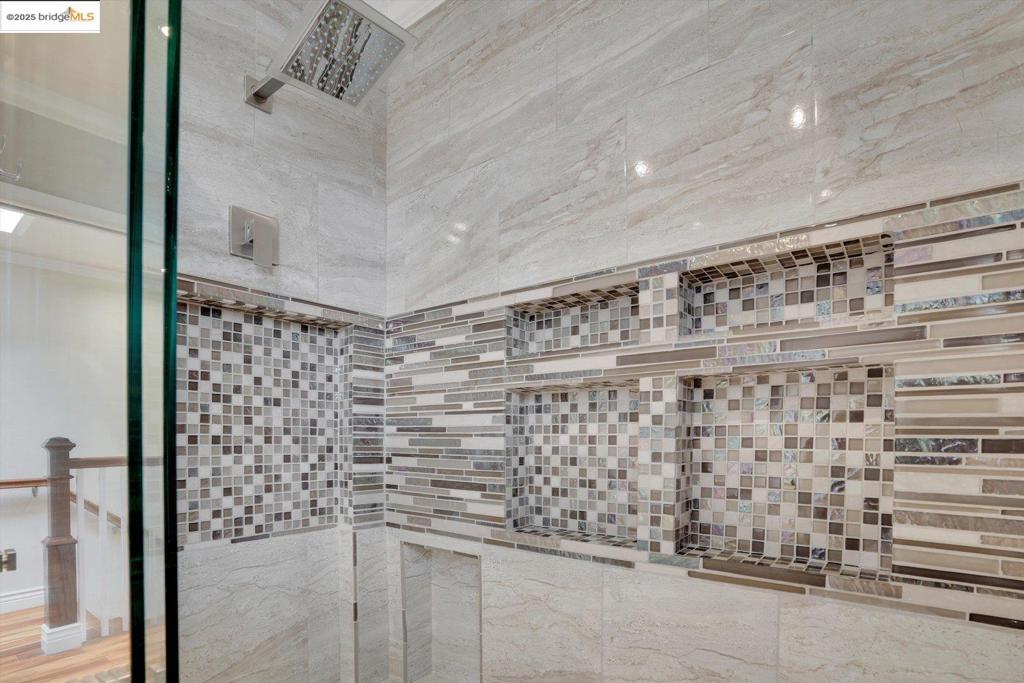 ELLINWOOD PARK - Residential