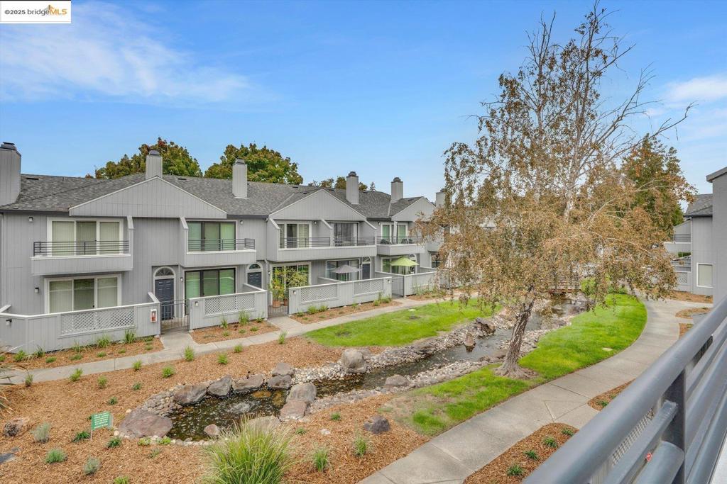 ELLINWOOD PARK - Residential