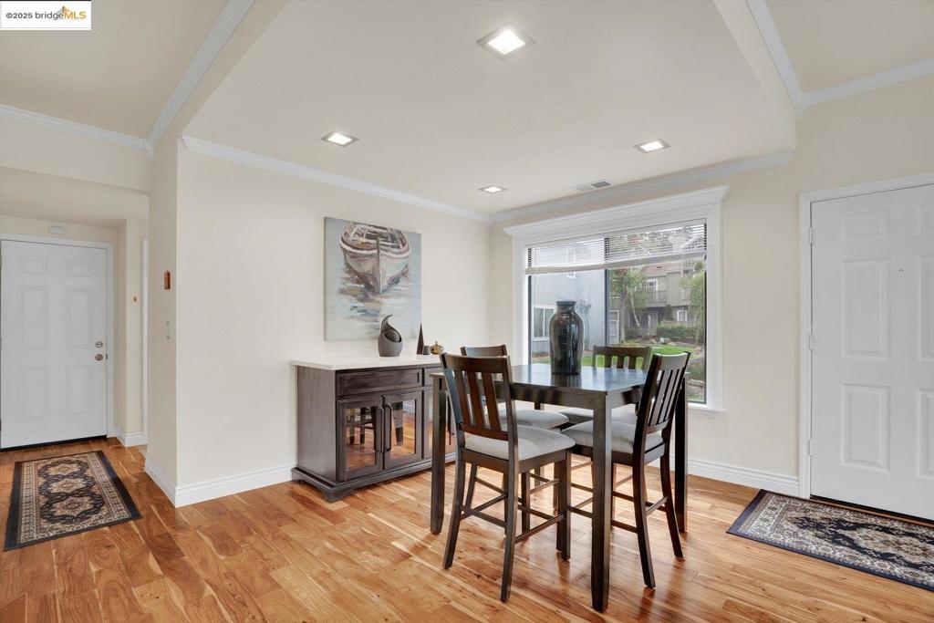 ELLINWOOD PARK - Residential