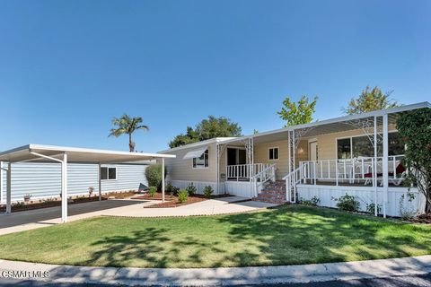 Photo of 2779 Thunderbird Drive #80, Thousand Oaks, CA 91362 (MLS # 226002480)
