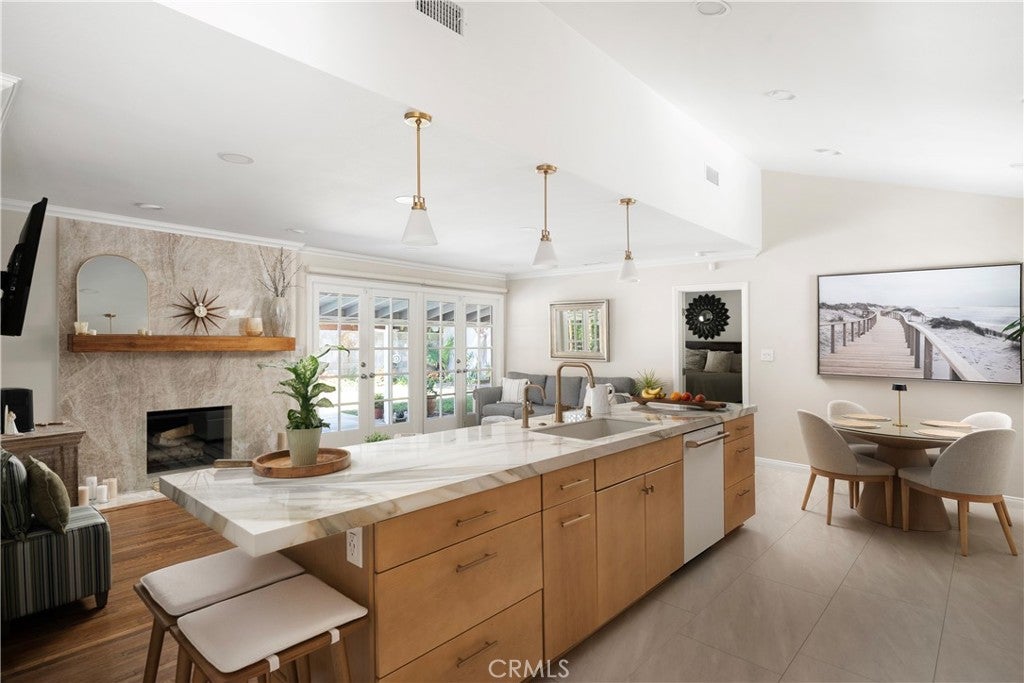 360 Villanova Road