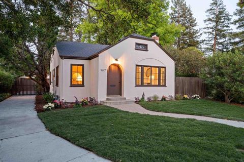 Photo of 1677 Mariposa Avenue, Palo Alto, CA 94306 (MLS # ML82048825)