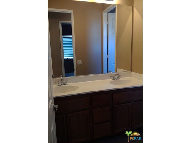 Vista Hacienda - Residential