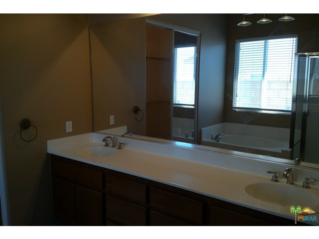 Vista Hacienda - Residential