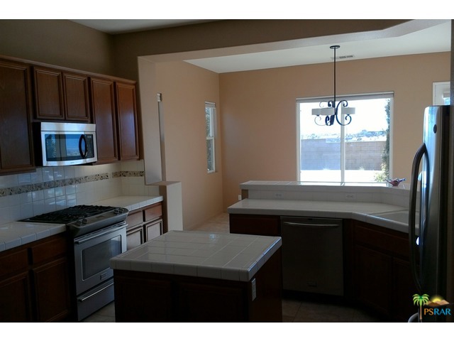 Vista Hacienda - Residential