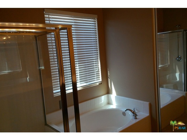 Vista Hacienda - Residential