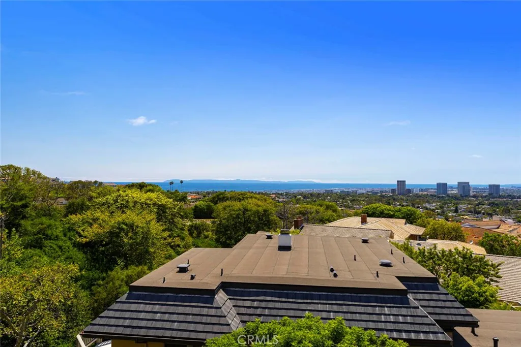 Newport Beach, California 92660, United States, 4 Bedrooms Bedrooms, ,4 BathroomsBathrooms,Residential,Active,143406