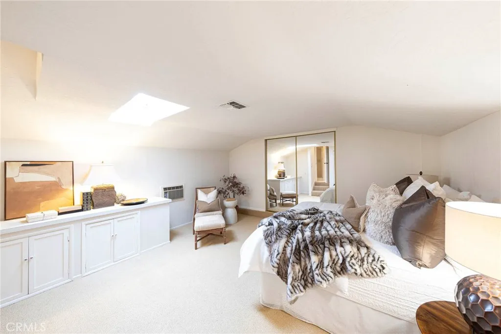 Newport Beach, California 92660, United States, 4 Bedrooms Bedrooms, ,4 BathroomsBathrooms,Residential,Active,143406