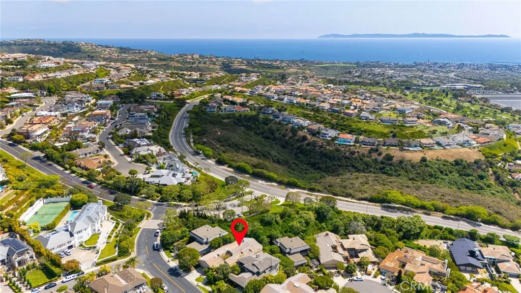 Newport Beach, California 92660, United States, 4 Bedrooms Bedrooms, ,4 BathroomsBathrooms,Residential,Active,143406