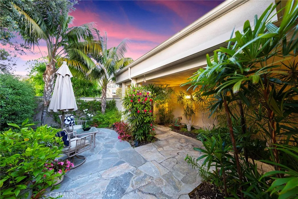 Newport Beach, California 92660, United States, 4 Bedrooms Bedrooms, ,4 BathroomsBathrooms,Residential,Active,143406