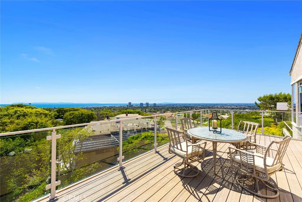 Newport Beach, California 92660, United States, 4 Bedrooms Bedrooms, ,4 BathroomsBathrooms,Residential,Active,143406