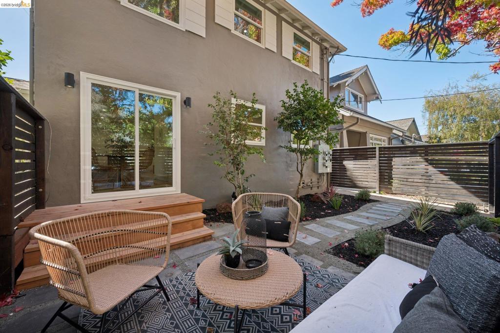 323 63rd Street St D, Oakland CA 94618