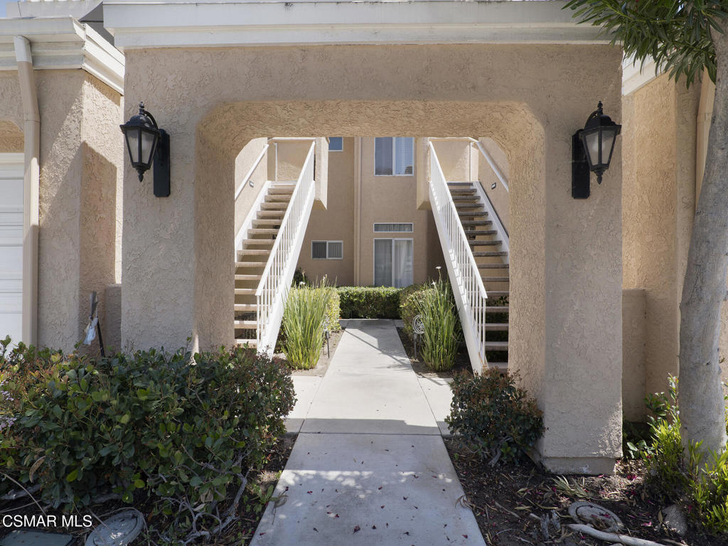 24023 Arroyo Park Drive 18