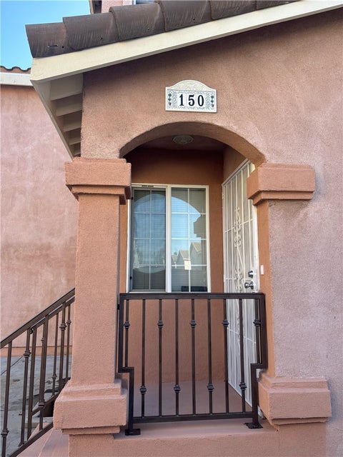 Photo of 150 W 116th Street, Los Angeles, CA 90061 (MLS # DW26173001)