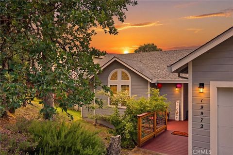 Photo of 19972 Jigsaw Rd, Hidden Valley Lake, CA 95467 (MLS # LC26094801)