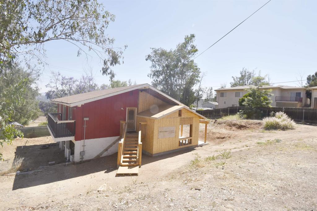 10957 VALLE VISTA ROAD