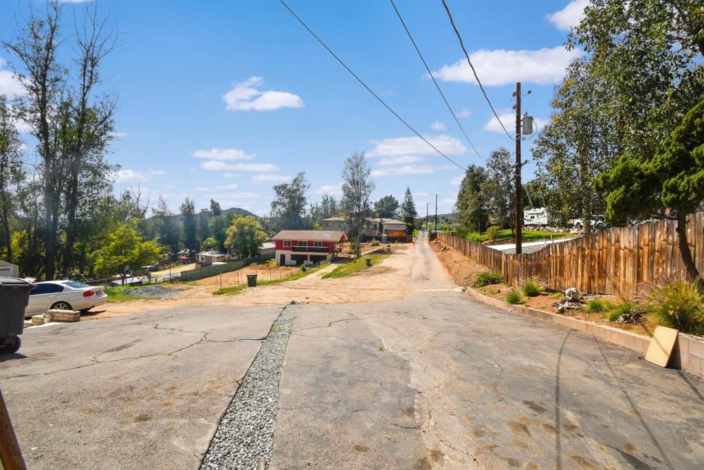 10957 VALLE VISTA ROAD