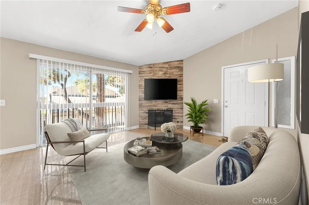 Colton, California 92324, United States, 2 Bedrooms Bedrooms, ,2 BathroomsBathrooms,Residential,Active,232816