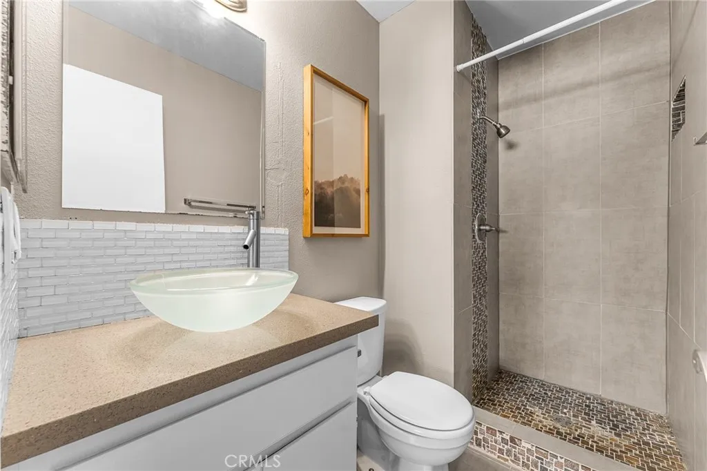 Colton, California 92324, United States, 2 Bedrooms Bedrooms, ,2 BathroomsBathrooms,Residential,Active,232816