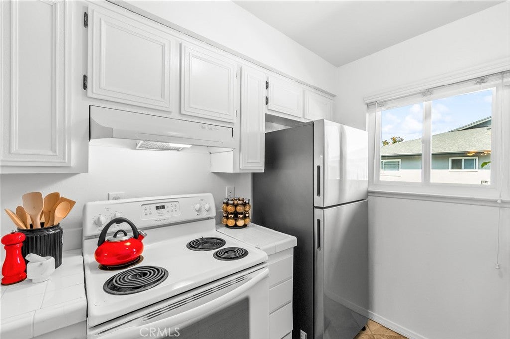 16737 Viewpoint Lane 148D