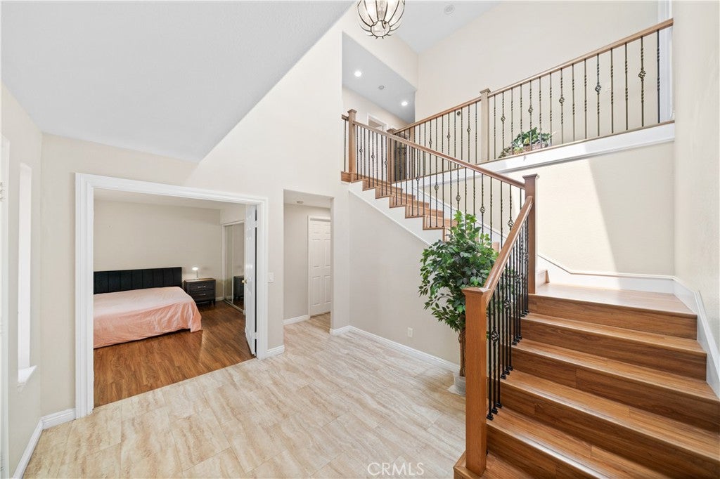 1428 S Helen