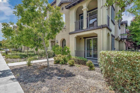 Photo of 1139 Genco Terrace Ter, San Jose, CA 95133 (MLS # 41146861)