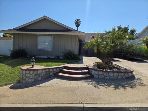 28935 De La Luna Drive Mission Viejo CA 92692