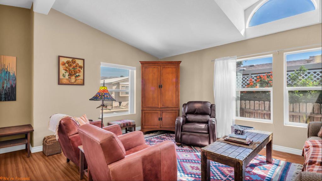 Skys Haven - Manufactured In Park